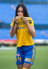 Tigres femenil y rayadas del monterrey se enfrentan en el estadio universitario por la edición 18 en partido correspondiente a la jornada 13 de la liga bbva mx femenil, tigres femenil derrotó. Pin De Daniele En Greta Frases De Futbol Femenino Futbol Femenil Chicas Del Futbol