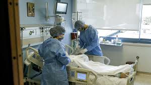 Νοσοκομείο ειδικών παθήσεων λοιμωδών το κεντρικό κτίριο του νοσοκομείου χτίστηκε τη δεκαετία του 1890 σε σχέδια του αρχιτέκτονα πιέρο αριγκόνι για λογαριασμό της εθνικής ένωσης βοήθειας. Korwnoios Ay3anontai Oi Nekroi Sthn Ellada Katelh3an Dyo Hlikiwmenoi Ston Eyaggelismo Lykavitos Gr