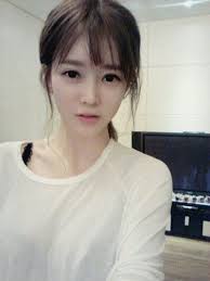 Hasil gambar untuk korean girl beauty