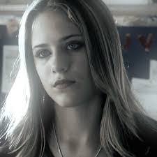 Tracy Freeland's Instagram, Twitter & Facebook