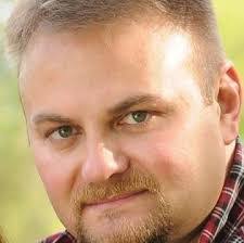 Eric Hulse's Instagram, Twitter & Facebook