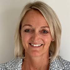 Anna Ballance's Instagram, Twitter & Facebook