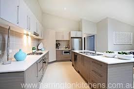 kitchen two tone laminate colour