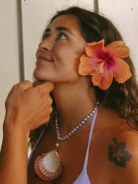 Favorite person ✨ 📸 @bahouphotography #carlsbad #couplephotoshoot  #coupleslovetravel #coupleshoot #skatecouple #skateboard #surfskatestyle  #lover #ocean #beach #sarong