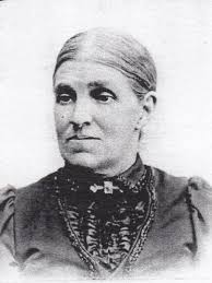 Eliza Joyce's Instagram, Twitter & Facebook