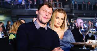 Ask anything you want to learn about юлия пятова by getting answers on askfm. Andrej I Yuliya Pyatovy Stanut Roditelyami V Chetvertyj Raz Jetsetter