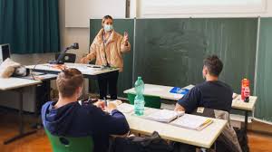 Werden durch schulisch angeleitetes lernen zu hause durch die schule unterrichtet. Corona Und Unterricht Lasst Die Schulen Offen Meinung Sz De
