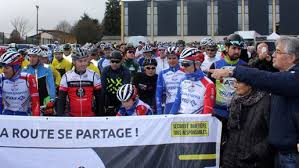 El objetivo del francés esta campaña será el tour de francia y repetir victorias en las etapas de la vuelta a españa. Photos L Equipe Groupama Fdj Rencontre Ses Supporters A Renaze