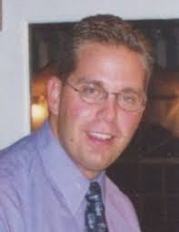 Alan Lindquist's Instagram, Twitter & Facebook