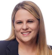 Stacy Hazen's Instagram, Twitter & Facebook