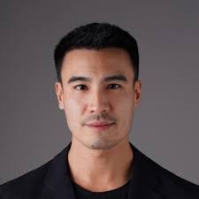 Danielle Kerner's Instagram, Twitter & Facebook