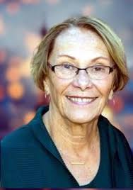 Roseann Waller's Instagram, Twitter & Facebook