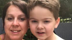 Melbourne mother visiting Cairns request the public's help to find son's  blanket