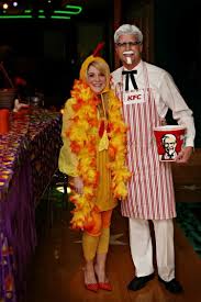 Vieles kann man mit etwas phantasie und geduld selber machen und es wird nicht nötig ganze halloween verkleidung zu kaufen. Witzige Ideen Fur Ein Kostum Fur Paare Zum Selbermachen Paar Kostume Karneval Partner Kostum Karneval Kostum Manner
