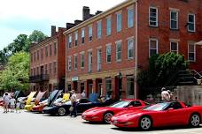 Corvettes in Roscoe Village