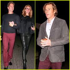 Jul 04, 2021 · oscar winner julia roberts and second husband daniel moder celebrated their 19th wedding anniversary on the fourth of july with a rare beach selfie. Julia Roberts Husband Danny Moder Make Rare Appearance During Oscars Weekend 2020 Oscars Weekend Bruce Bozzi Danny Moder Julia Roberts Just Jared