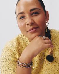 I'm just trying to match the popcorn, okay?! 🍿Magic with @brianvanwyk &  @adriana.marchand for @viffest ✨