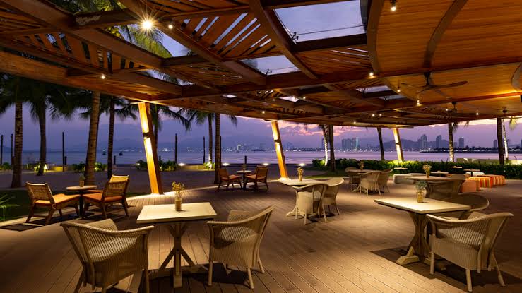 Ocean Front Anh Nguyễn Nha Trang booking