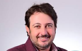 FÊNIX: Júnior Molina participa de entrevista no Podcast Papo Reto, nesta  quinta-feira, dia 6, às 20hs