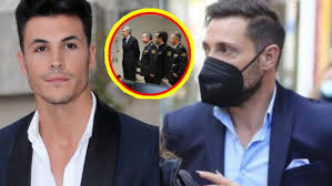 🚨Kiko Jiménez en la POLICÍA: DENUNCIA a Antonio David Flores y Rocío Flores por Sofía Suescun