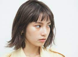 アラサー女子に似合う オン眉前髪 ショート ボブ ミディアム ロングなど髪型別 lamire ラミレ オン眉 ロング 髪型 黒髪 ヘアアレンジ