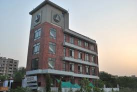 I had been looking for years for a yoga center that didn't focus just on the physical exercise, but went deeper to give me a full spiritual experience. Sivananda Yoga Vedanta Dwarka Centre West Delhi Delhi Nordindien