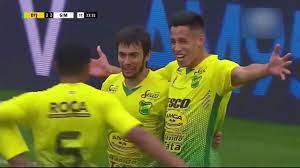 El encuentro en varela significó un antes y un después en el fútbol sudamericano, luego de que las encargadas de impartir justicia hayan sido solo mujeres. Defensa Y Justicia Vs Gimnasia 4 4 Superliga Argentina 26 8 17 Resumen Y Goles Youtube