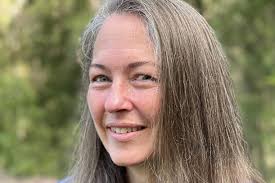 Kerry Pyle's Instagram, Twitter & Facebook