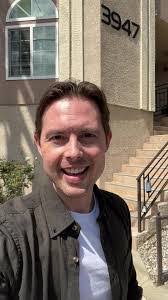 Daniel Kitus's Instagram, Twitter & Facebook