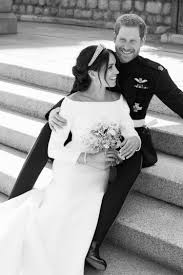 Royal Wedding Goody Taschen In Der Goody Tasche Die Bei Meghan Markle Und Prince Harrys Hochzeit A Prinz Harry Hochzeit Royale Hochzeiten Konigliche Hochzeit