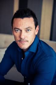 One On One With The Cast Of The Girl On The Train Luke Evans Luke Evans Actor Luke