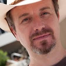 Jeffrey Batchelor's Instagram, Twitter & Facebook