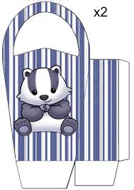 Mit unserem neuesten download (bastelbogen/schneidplotterdatei) stelle ich derzeit kleine trommeln als baumschmuck (christbaumbehang) her. Pin Von Jokkaby Jokkaby Auf Gift Box 3 Bastelarbeiten Basteln Schachteln