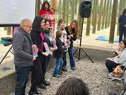 lanzamiento de libro testimonial con relatos de 10 mujeres de la Agrupación  de DDDD y Ejecutados políticos de Paine