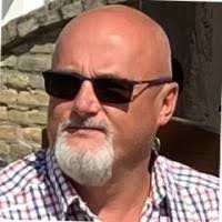 Robert Hirt's Instagram, Twitter & Facebook