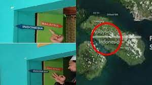 Bagaimana tidak, dapur di rumah ini berada di negara malaysia, sedangkan ruang tamunya berada di indonesia. Fakta Unik Rumah Satu Satunya Yang Ada Diantara 2 Negara Ruang Tamu Di Indonesia Dapur Di Malaysia Sriwijaya Post