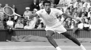 Los que si somos hinchas del olmedo | página de hinchas del ciclón riobambeño. Wimbledon Champ Tennis Hall Of Famer Alex Olmedo Dead At 84 Sports News The Indian Express