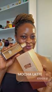 Malika Red and Malika Green are both concentrated perfume oils from  @khadlajperfumes @khadlajperfumesnigeria . Malika Red is fruity oil with  wild berries, grape fruit, and ylang ylang at the top, with middle