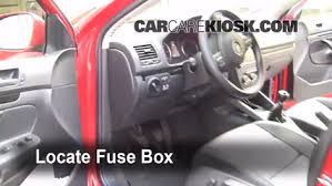 Maybe you would like to learn more about one of these? Interior Fuse Box Location 2005 2014 Volkswagen Jetta 2010 Volkswagen Jetta Tdi 2 0l 4 Cyl Turbo Diesel Sedan