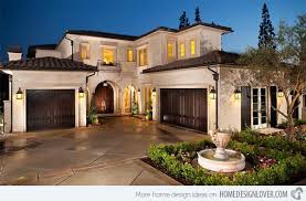 Mediterranean style blends traditional spanish and italian architecture with designs from france and morocco for a hodgepodge mediterranean homes: 15 Sophisticated And Classy Mediterranean House Designs Home Design Lover Mediterranean House Designs Mediterranean Homes Exterior Mediterranean Homes