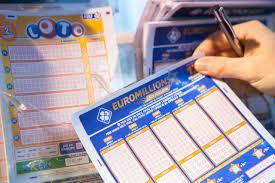 Consultez les derniers résultats d'euromillions, mis à jour en direct tous les mardis et les vendredis soir pendant que le tirage a lieu et que les tickets sont traités. Euromillions Resultat Du Tirage Statistiques Et Outils