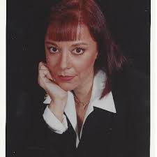 Ann Anello (@ann_anello)