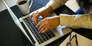 Apesar de ser realizado a distância, o teletrabalho costuma ser monitorado e mensurado de alguma maneira, afinal, o trabalhador é funcionário de uma organização. Trabalho Em Home Office Tende A Continuar Apos Fim Da Pandemia