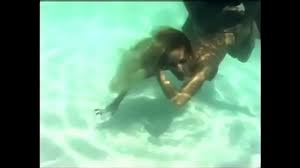 Robyn Foster loves to have Sex Underwater - XNXX.COM