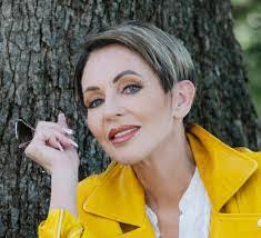 Cheryl Kemper's Instagram, Twitter & Facebook