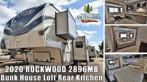 Has front queen bedroom, private bath, roomy rear kitchen, mid living area, modern cabinetry, carefree flooring, nicely designed. New 2020 Forest River Rockwood 2896mb Middle Bunkhouse Loft Rear Kitchen Rv Camper Colorado Youtube