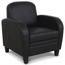 Fauteuil gamer vous propose des bureaux pour le travail ou la maison optimisés pour les goûts de chacun. Fauteuil Club Noir Effet Cuir Pas Cher British Deco
