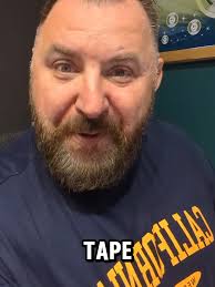 Mornin'! Ya gotta love @Tommy Tiernan Tune in, we're live