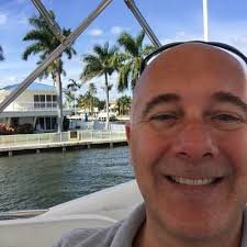 Kate Schomaker, Editor in Honolulu, HI, USA