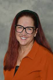 To more properly introduce Rabbi Yakutis, please read on: Temple Beth El,  in Muncie IN, founded in 1885 is investing in the future of midwestern  Jewish life by hiring Rabbi Edie Yakutis.